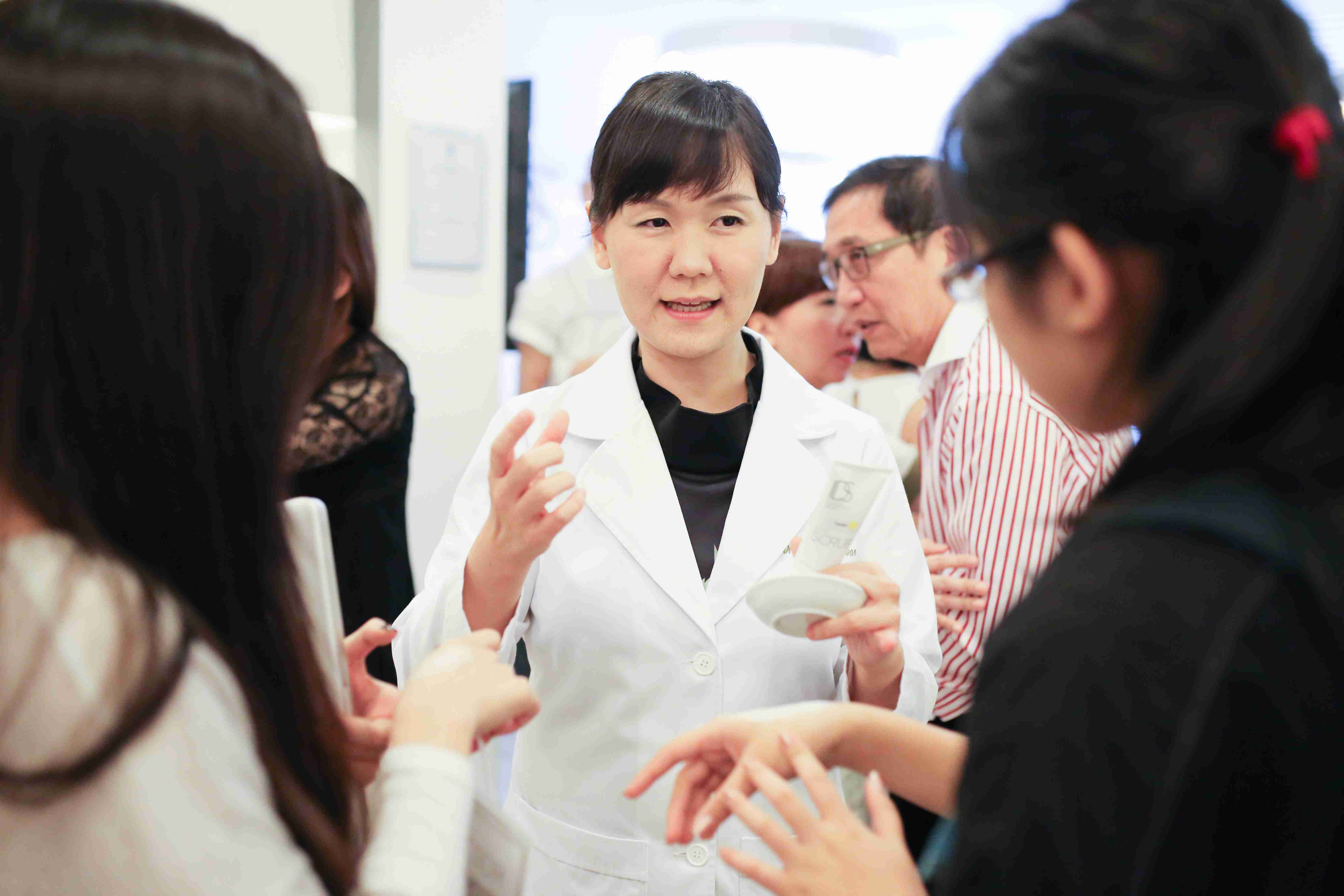 IDS Clinic - Media Launch Event (2014)